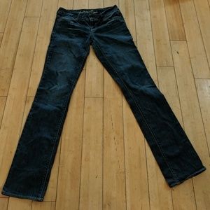 American Eagle size 4 long straight leg jeans